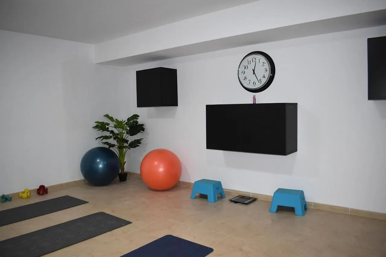 Casa Tilley Private Pool-Gym-Garden Villa Teguise  İspanya